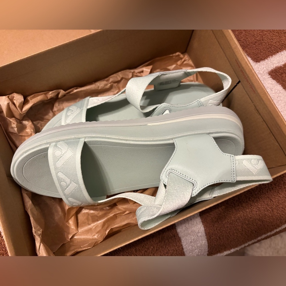 Sagebrush Fitflop - Picture 2 of 5